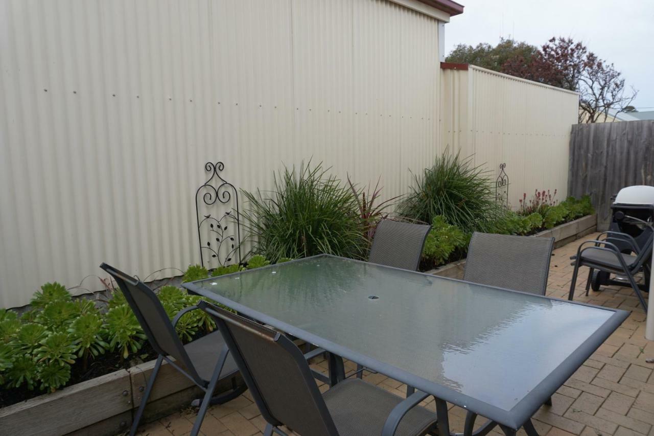 Ashmont Motel And Apartments Port Fairy Εξωτερικό φωτογραφία